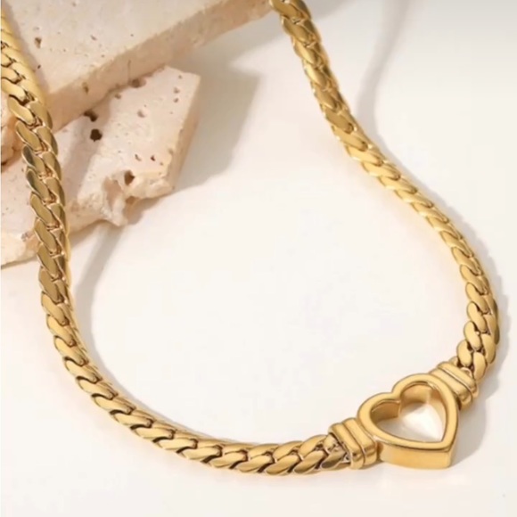 Jewelry - Stainless steel gold open key whole heart necklace New